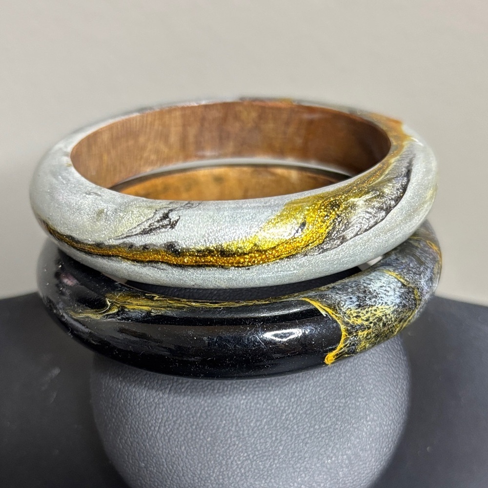 Elegant Black and Gold Marbled Wood Bangle Set